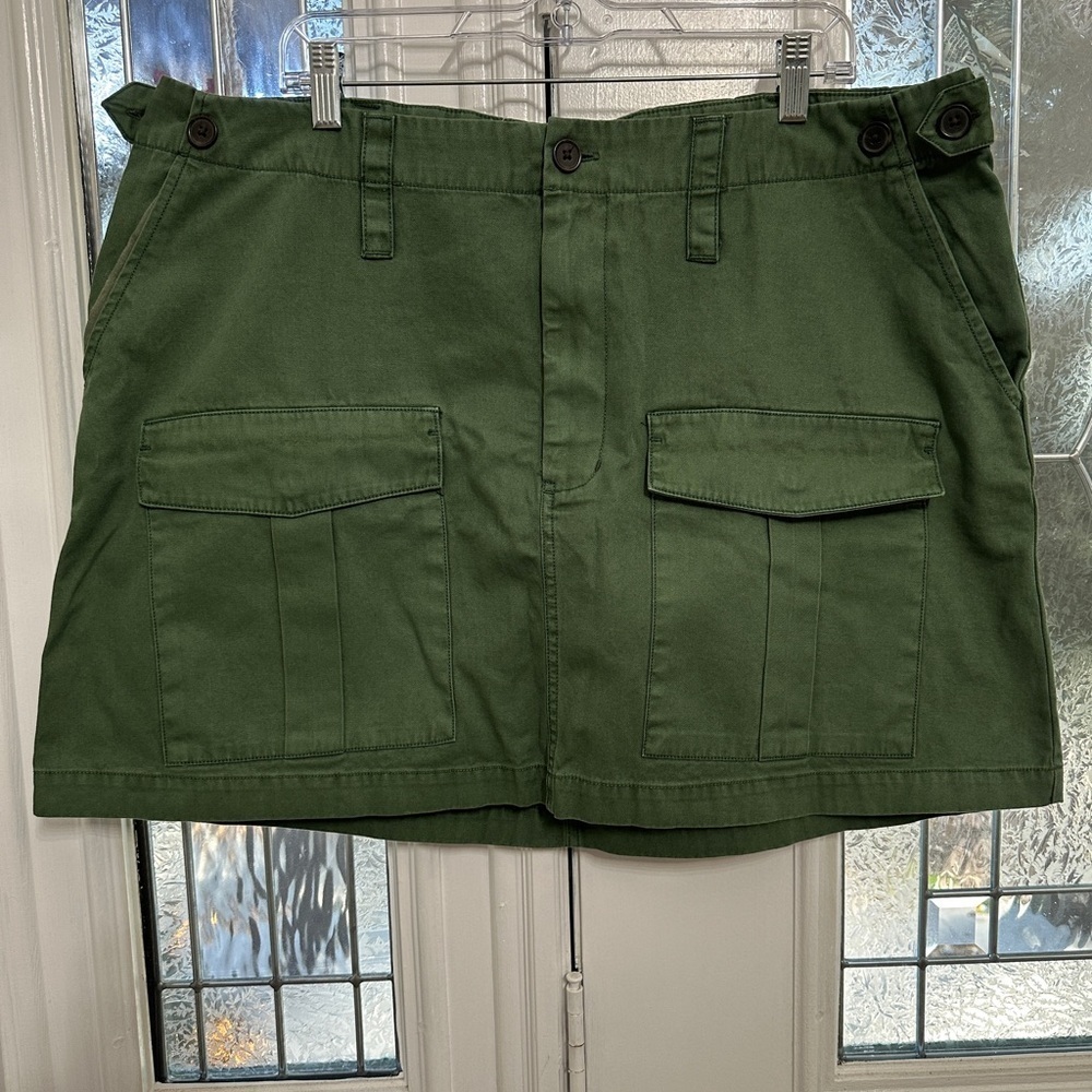 NWT Universal Thread Green Cargo Mini Skirt size 17